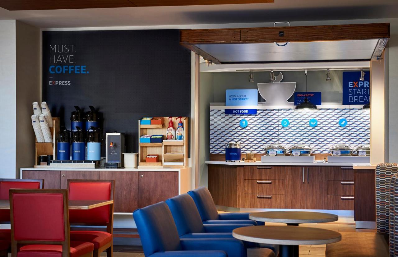 Holiday Inn Express & Suites - Stafford Nw - Sugar Land By Ihg Ngoại thất bức ảnh