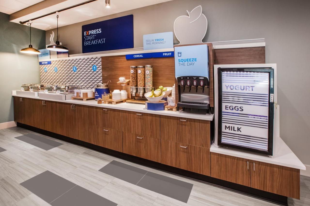 Holiday Inn Express & Suites - Stafford Nw - Sugar Land By Ihg Ngoại thất bức ảnh